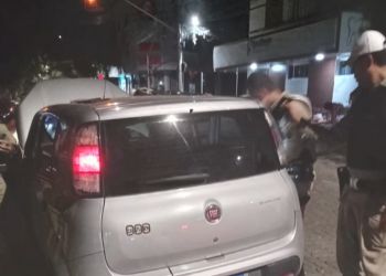 Polícia prende três homens após perseguição pelas ruas de Valadares