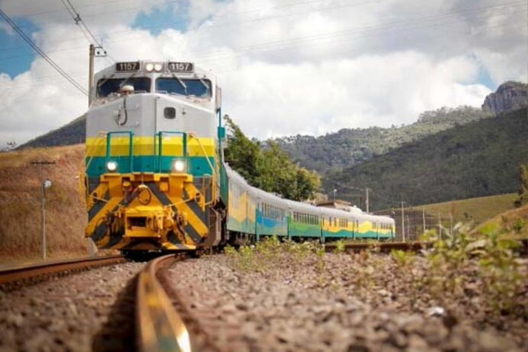 Estrada de Ferro Vitória a Minas terá novo horário do Trem de ...