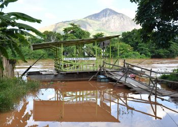 Nível do rio Doce começa a baixar na tarde desta terça-feira