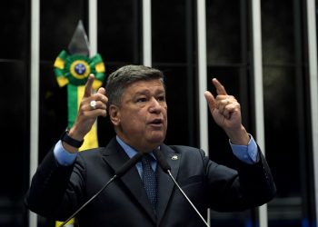 Senador Carlos Viana: gasto descontrolado do governo federal causa aumento de preços
