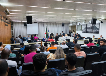 Câmara estabelece bloco parlamentar com maioria dos partidos