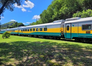 Estrada de Ferro Vitória a Minas inicia testes com a nova frota do Trem de Passageiros