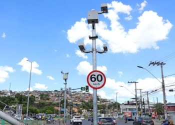 JF aplicou 456 multas de trânsito por dia