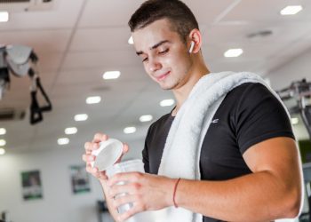 Creatina: 680 estudos comprovam segurança e benefícios