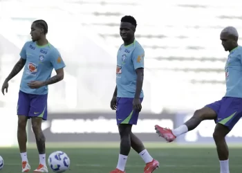 Eliminatórias: Brasil enfrenta Colômbia no Mané Garrincha