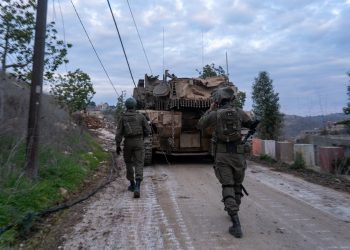 Israel ameaça civis de Gaza com último aviso para “destruição total”