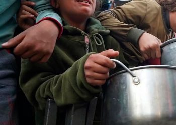 Com bloqueio de Israel, 1 milhão de crianças em Gaza enfrentam fome