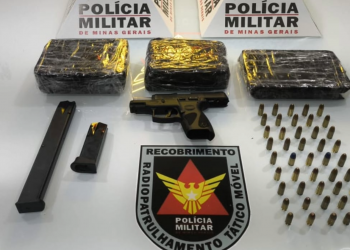 Homem é preso em Valadares transportando drogas, arma e munições em ônibus que ia para a Bahia