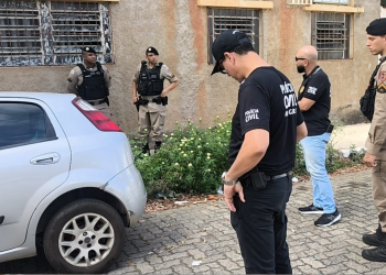 Polícia apreende carro envolvido em atropelamento que vitimou mulher de 45 anos em Valadares