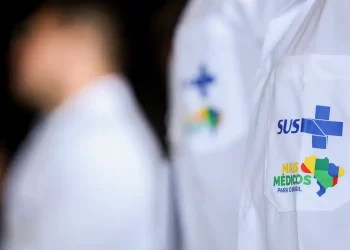 Mais Médicos: Saúde anuncia 2,2 mil novas vagas e cadastro reserva