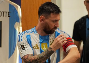 Messi manda indireta para Raphinha após goleada