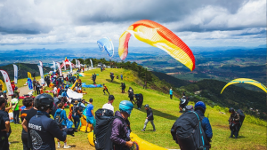 Valadares receberá em abril competição de voo livre com provas de asa-delta e parapente