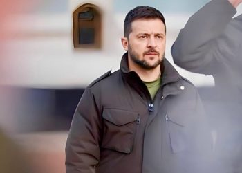 Ucrânia aceita cessar-fogo; EUA dizem que bola está com Putin