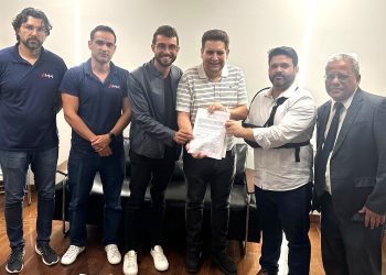 Dr. Marcos Vinicius registra candidatura à reeleição para a presidência da AMM