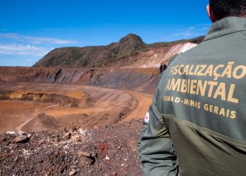 Impactos das pilhas com rejeitos de minérios motivam debate em Minas