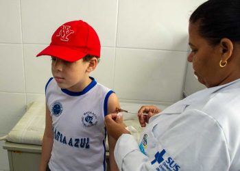 Vacina contra a gripe estará disponível a partir de segunda-feira em Valadares