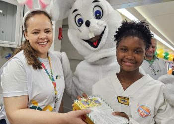 Mais de 2 mil crianças receberão chocolates ao longo da Estrada de Ferro Vitória a Minas