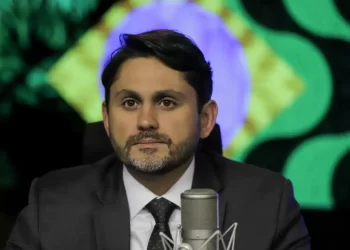 Juscelino Filho, ministro de Lula, é denunciado pela PGR em caso de desvio de emendas