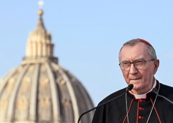 Um dos favoritos a suceder Francisco, número 2 do Vaticano será protagonista no conclave