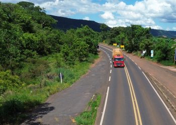 Feriado do Dia do Trabalhador terá restrição para veículos de carga nas rodovias estaduais de Minas