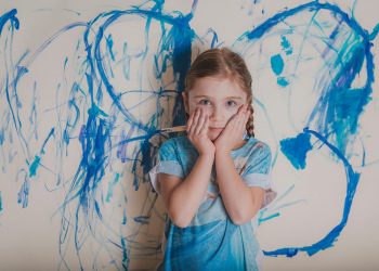 Barulho, empatia e o direito das pessoas com deficiência em condomínios