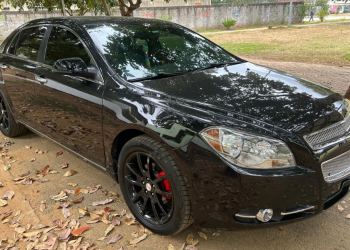 Carro com motor adulterado é apreendido em Valadares