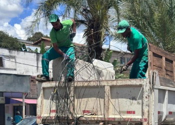 Cemig retira 3,6 toneladas de cabos irregulares de telecomunicações em postes no primeiro trimestre