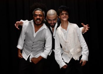 Peça ‘Marujos’ estreia neste sábado no Teatro Atiaia durante o FESTA