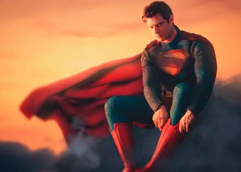 Novo trailer de ‘Superman’ adota tom mais sombrio e empolga fãs após teaser polêmico