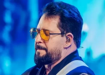 Marrone, da dupla com Bruno, passa por cirurgia após cair do palco