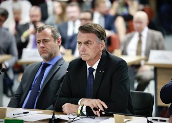 Bolsonaro chama de ‘malucos’ apoiadores em acampamentos após a eleição de 2022