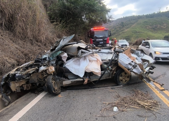 Acidente entre dois veículos resulta na morte de motorista na MGC-381, próximo a São Vitor