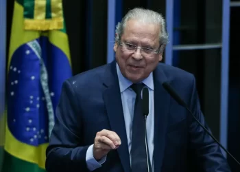 Mensalão ainda tem processo pendente na Justiça após 20 anos