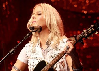 Clube Filadélfia celebra 58 anos com shows de Paula Toller e Barão Vermelho no Dia dos Namorados