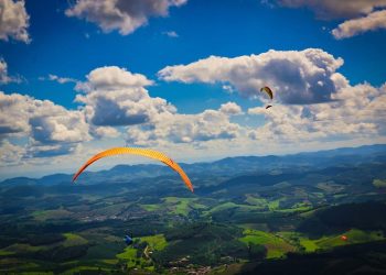 Pilotos de Valadares disputam final do Campeonato Mineiro de Parapente neste fim de semana