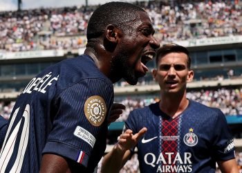 PSG resolve jogo em 24 minutos, goleia Real Madrid e avança à final do Mundial