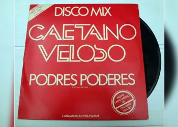 Cores, calçados, caminhos