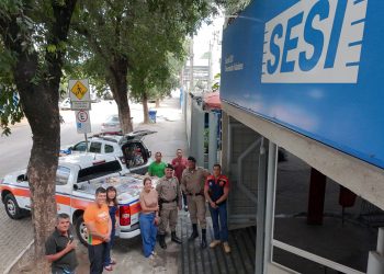 SESI e Polícia Militar arrecadam 2 toneladas de alimentos para instituições filantrópicas em Valadares