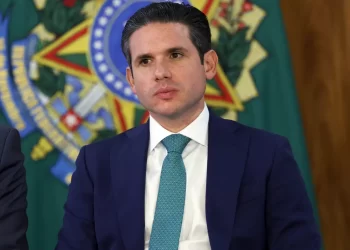 Motta diz que discutir proposta de blindagem a parlamentares ‘é direito do Congresso’