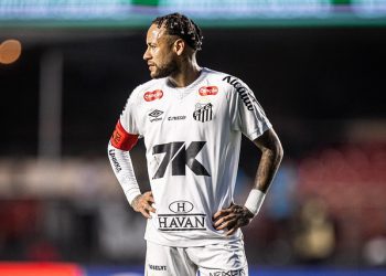Maus resultados na nova era Neymar levam o Santos ao mercado para evitar queda