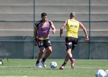 Atlético inicia preparação para clássico contra Cruzeiro com desfalques e dúvidas