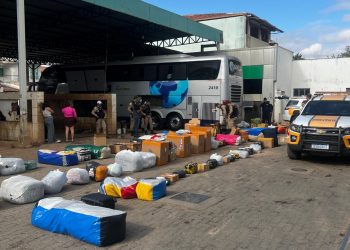 Polícia apreende eletrônicos sem nota fiscal na BR-381 em Valadares