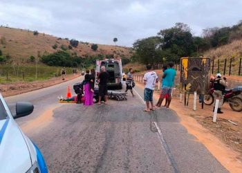 Colisão entre caminhonete e motocicleta deixa um ferido na MGC-259, em Valadares