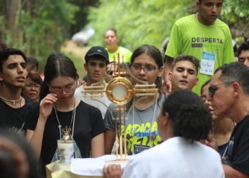 Vale do Aço recebe Congresso Jovem com transmissão da canonização de Carlo Acutis