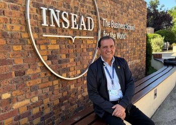 Cooperativa aposta em tecnologia e inovação na INSEAD, na França