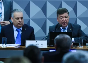 Senador Carlos Viana é eleito presidente da CPMI do INSS