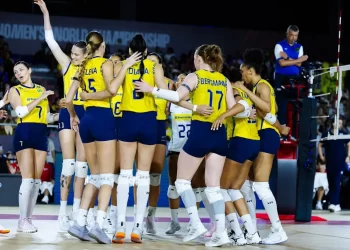 Brasil vence Porto Rico no Mundial de vôlei e encerra fase de grupos com 100% de aproveitamento