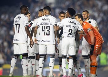Vasco vence CSA e avança na Copa do Brasil