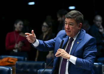 Senador Carlos Viana defende isenção do IR até R$ 5 mil: ‘O trabalhador não pode esperar’