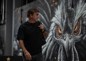 Atlético-MG anuncia demissão de Cuca e irmão após derrota para o Cruzeiro